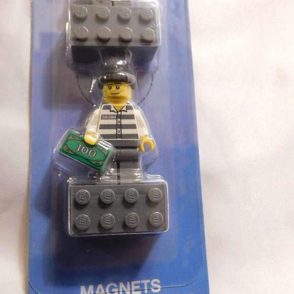 LEGO City Burglars Magnet Set - Picture 3 of 5